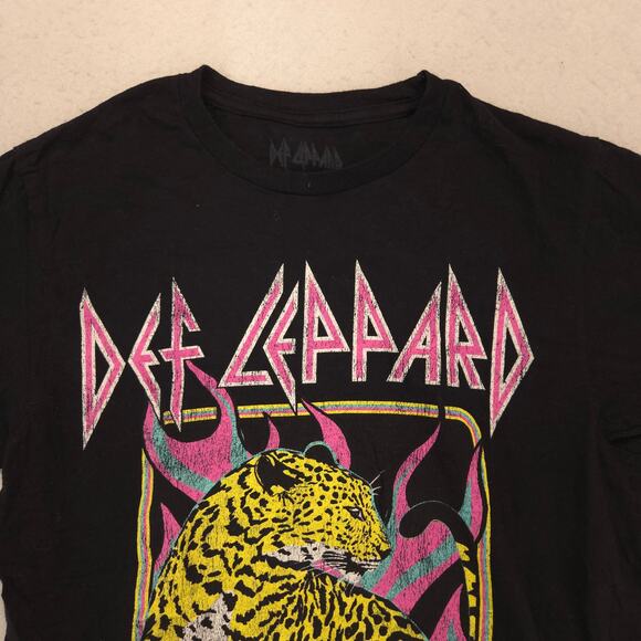 Def Leppard Band Graphic Crew Neck T Shirt Adult Mens Size Small S Black - Picture 1 of 9